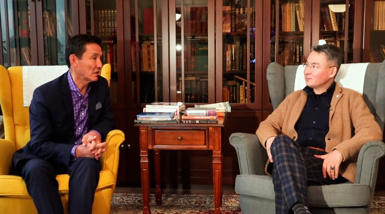 A person who has read a lot of BOOKS is a very dangerous person. Seven wives of B. Momyshuly. Mistakes of Mukhtar Auezov